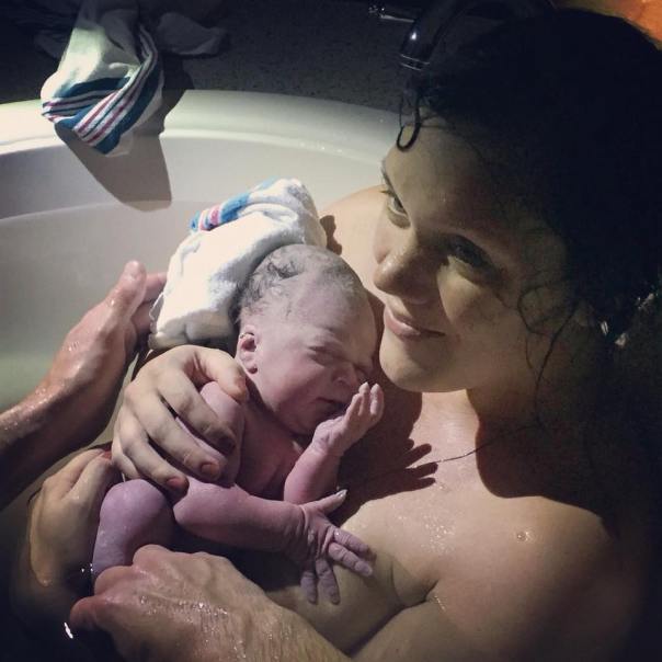 33980140_1941791115841564_1950857240575475712_n